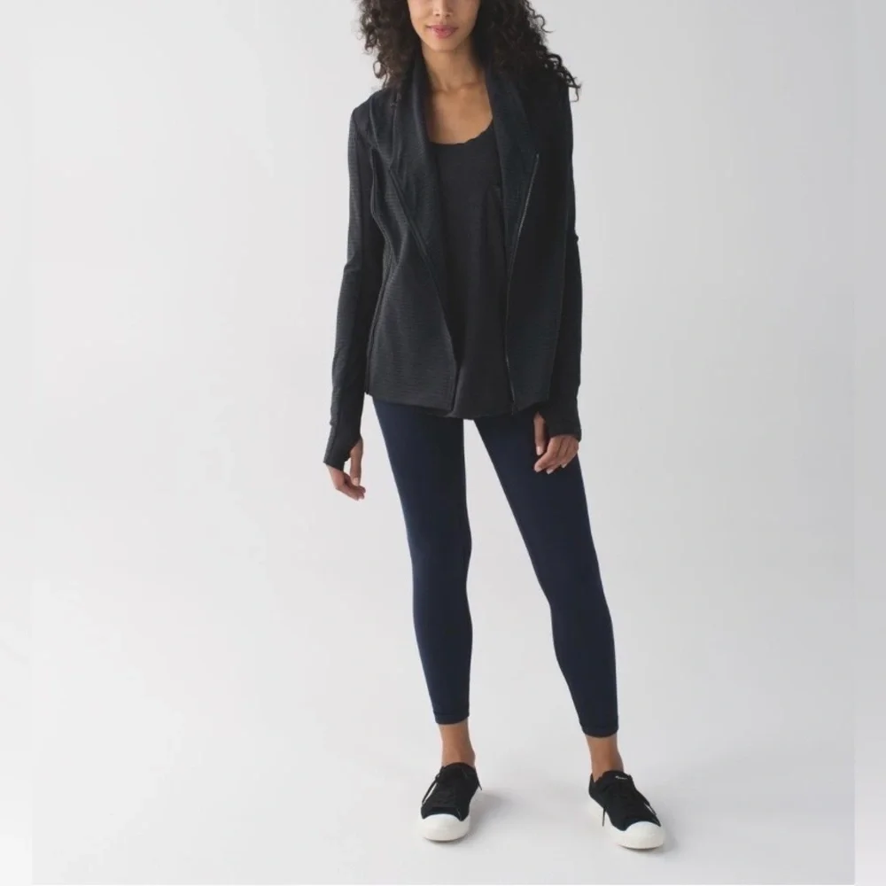 2015 Lululemon Bhakti Yoga Jacket Black Dark Slate Luon Luxtreme Size 8